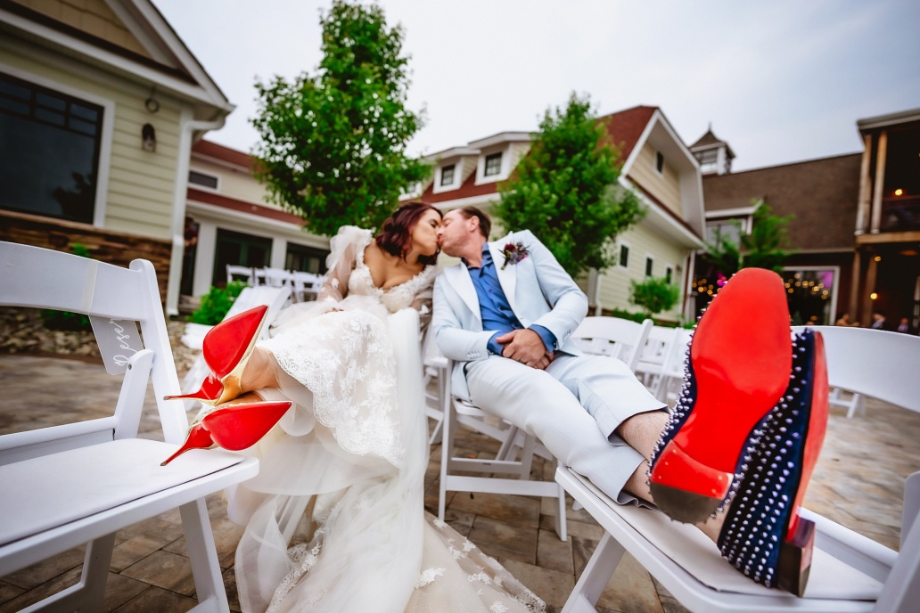 Barn at Villa Venezia wedding photographer