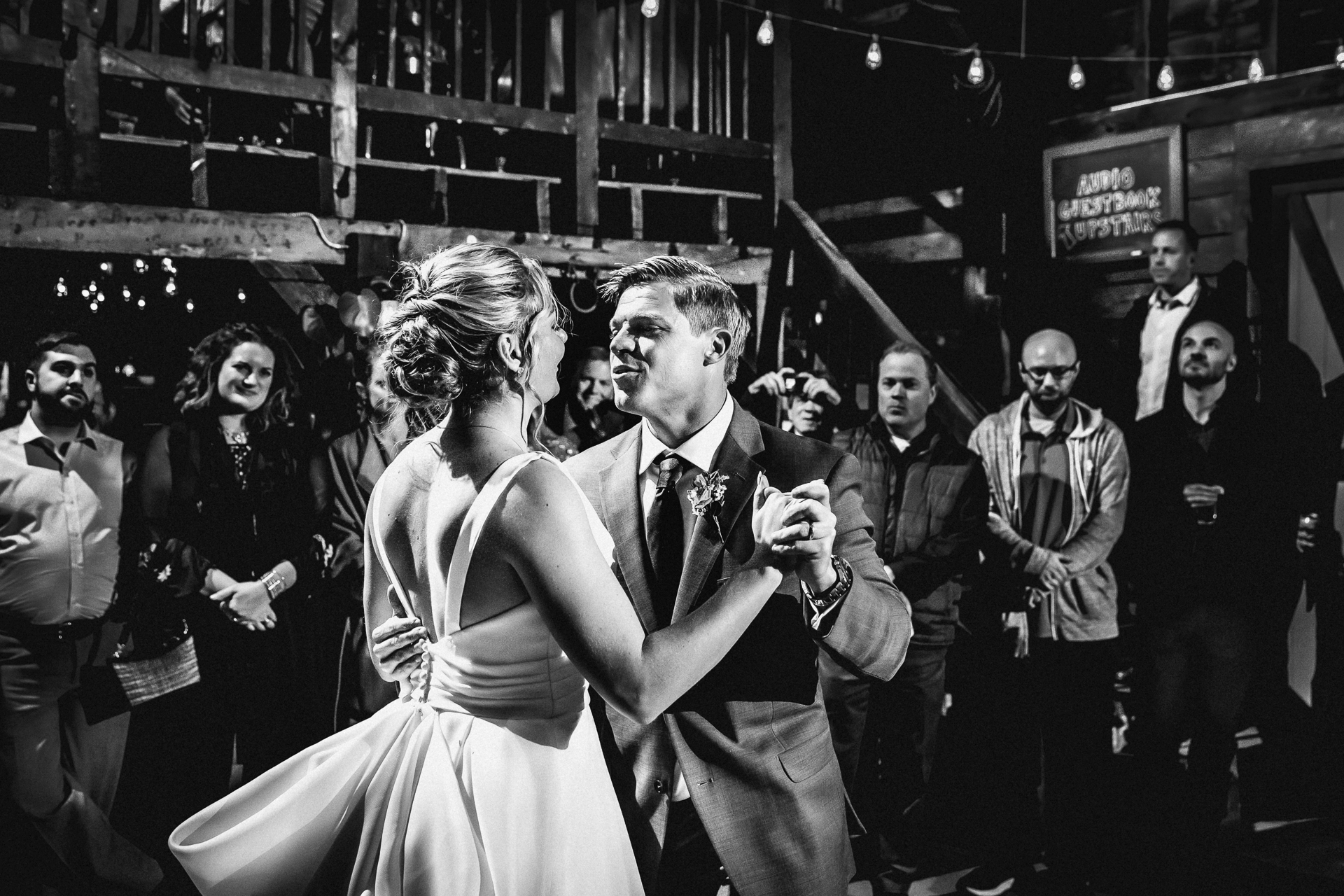 Black Walnut Farm wedding photographer 