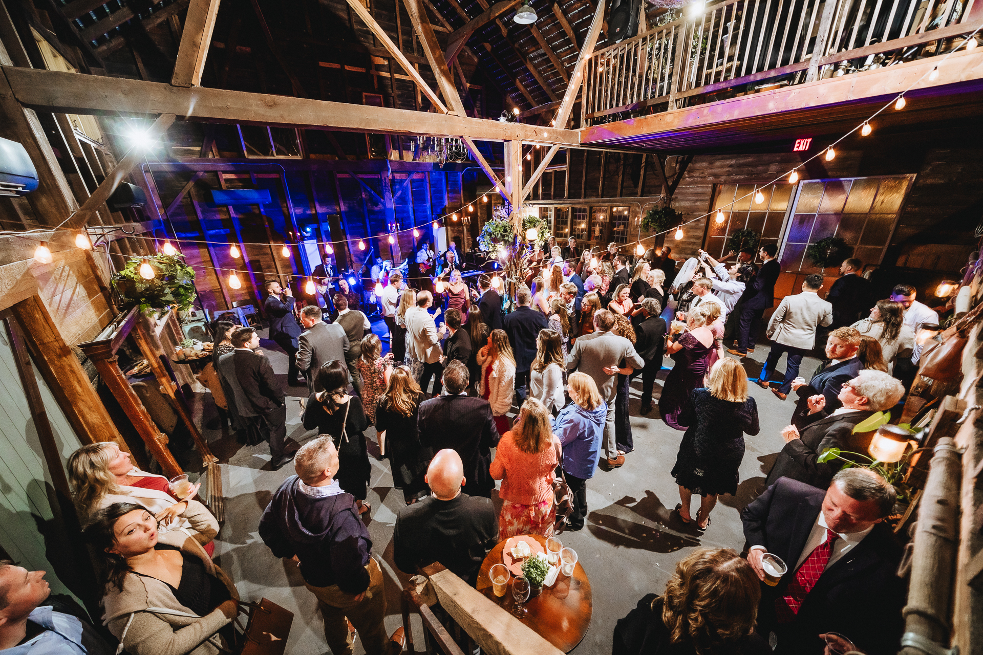 Black Walnut Farm wedding photographer 