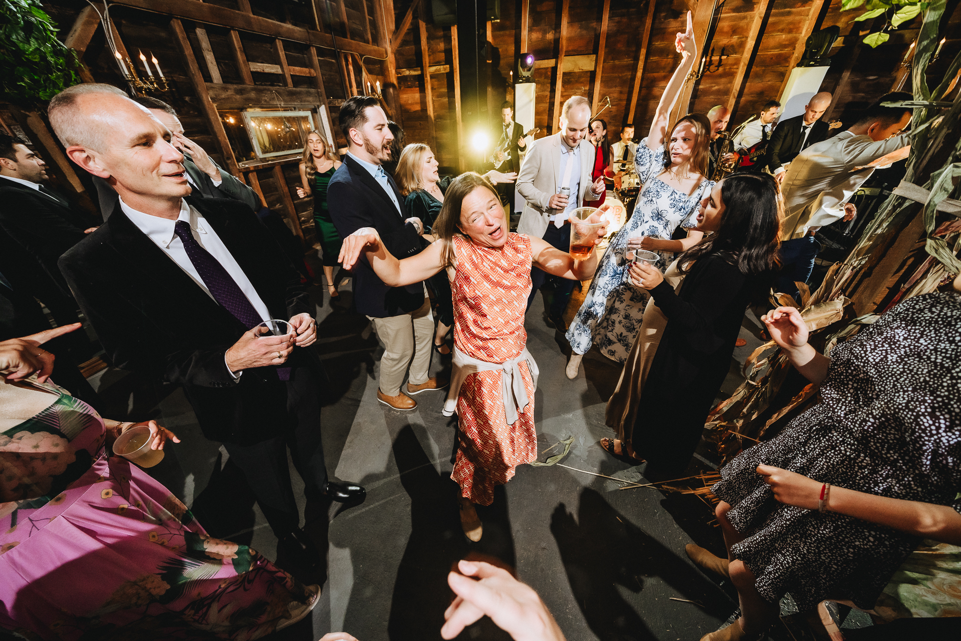 Black Walnut Farm wedding photographer 