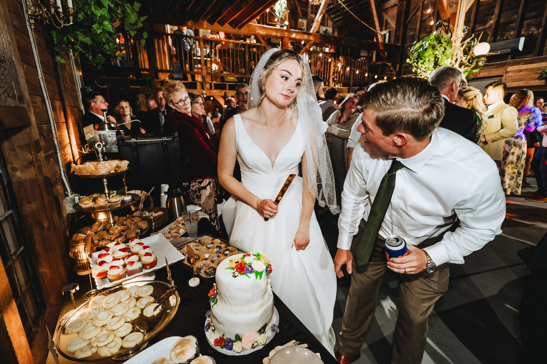 Black Walnut Farm wedding photographer 